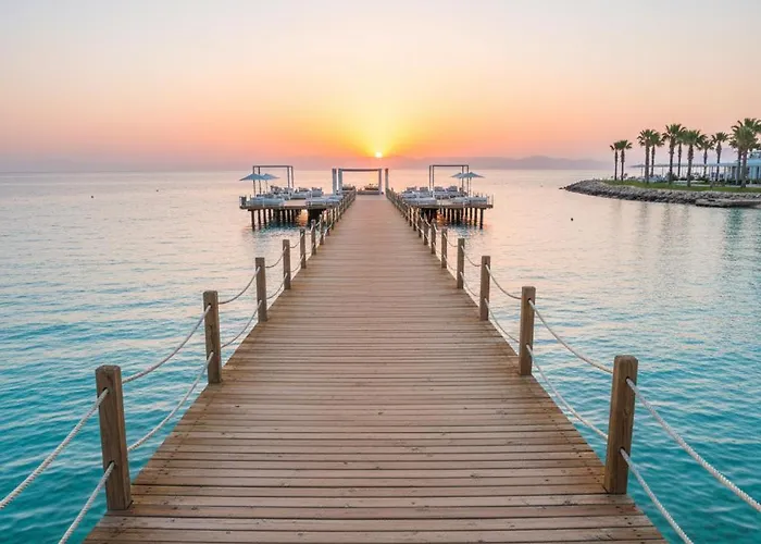 Takes Luxury 5* Antalya